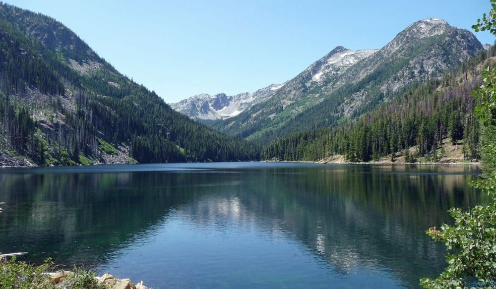 Eightmile Lake Trail
