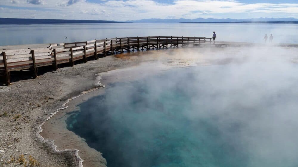 West Thumb Geyser Basin Trail